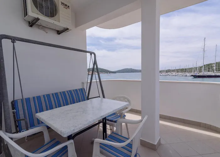 Jerkunica 民宿 罗戈兹尼察